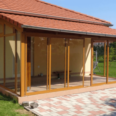 Umíme zrealizovat zasklení terás a přístřešků praha a okoli 3